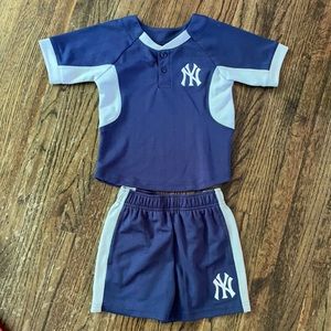 New York Yankees Toddler Boys Navy Blue Set!! ⚾️